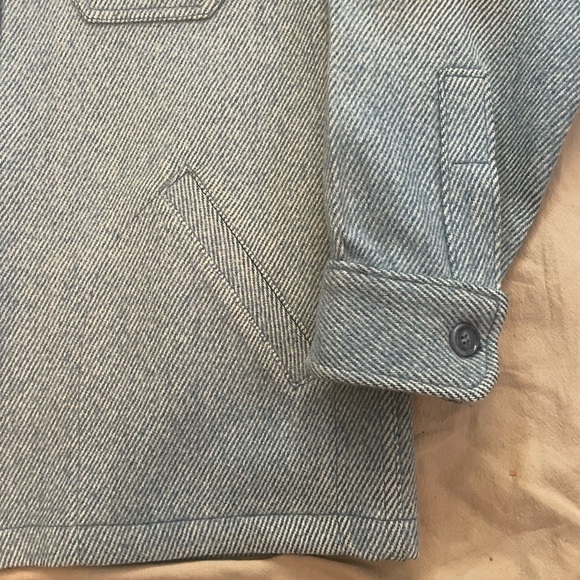 Vintage Men’s Eddie Bauer Pure Wool Flannel Jacket - Picture 3 of 6